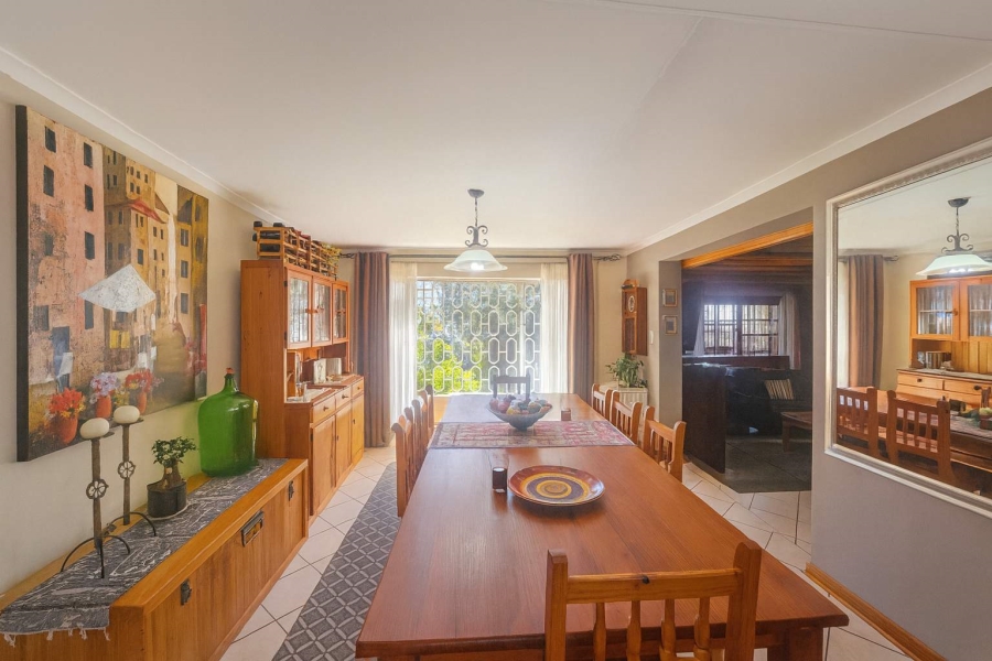 5 Bedroom Property for Sale in Ladybrand Free State